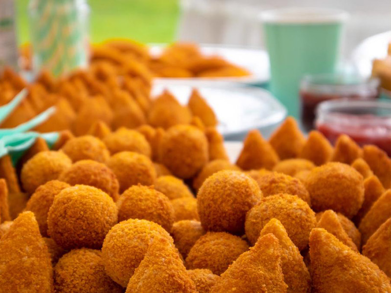 Doces e Salgados – Docinhos e Salgadinhos Brasileiros